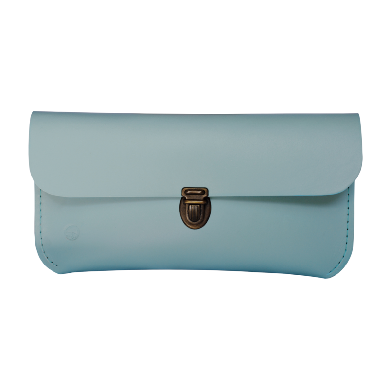 Smukt etui i vegetabilsk garvet kernelæder. Dusty Mint. Brug etuiet som penalhus eller makeup pung